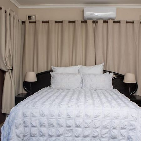 Dyna Guest House Durban Exterior foto